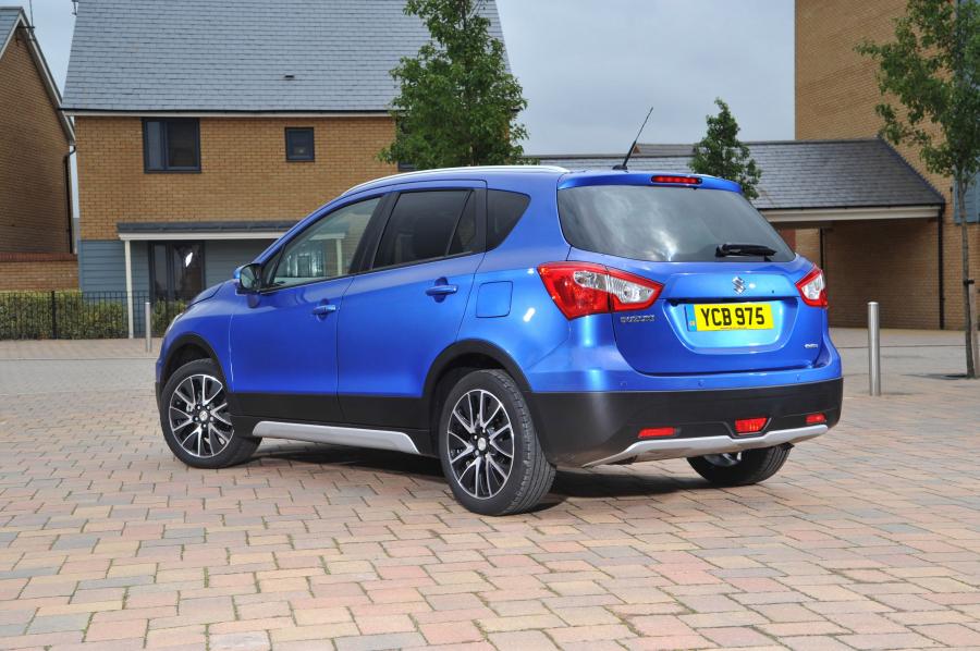  Suzuki SX4 2013 года  (фото 35 из 44)